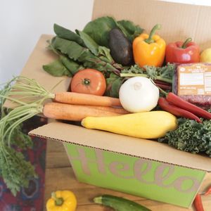 Hellofresh box with vegetables 