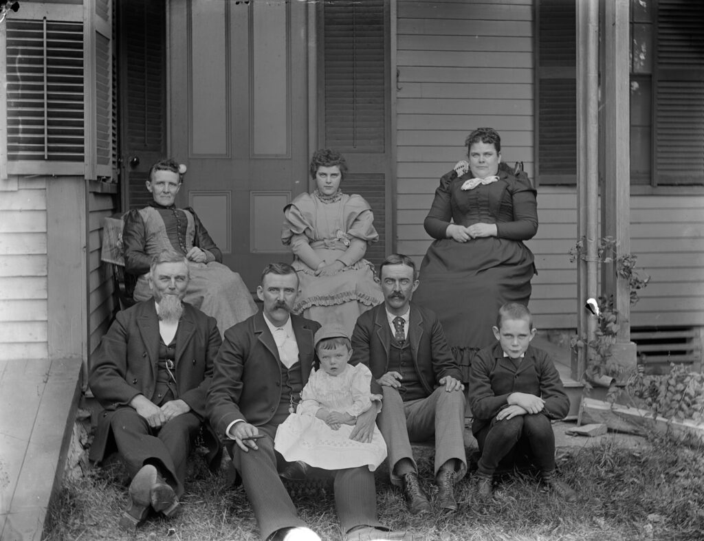 Is MyHeritage The Best Way To Learn About Your Family Tree?
