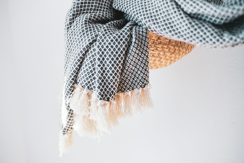 How to choose a scarf pattern and color that reflects your innerself and personality