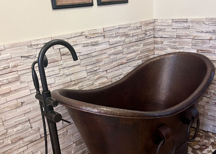 The Benefits of a Copper Bathtub: How CopperSmith Elevates Your Self-Care Routine