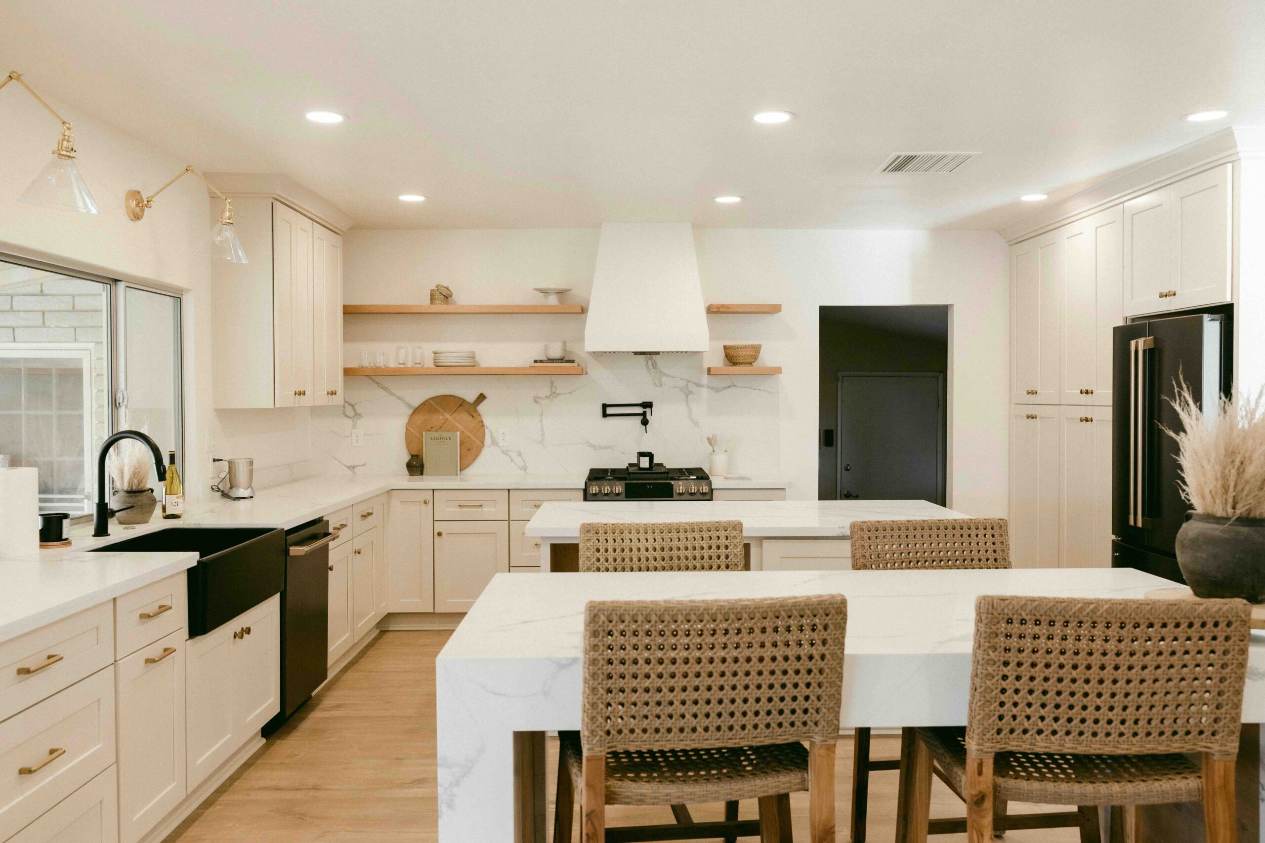 What Makes White Shaker Cabinets a Timeless Choice for Modern Kitchens?