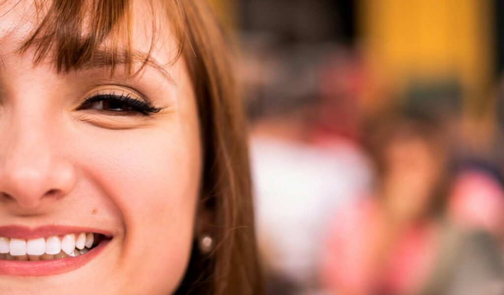 The Smile Decision Guide: Picking the Best Cosmetic Dental Treatment
