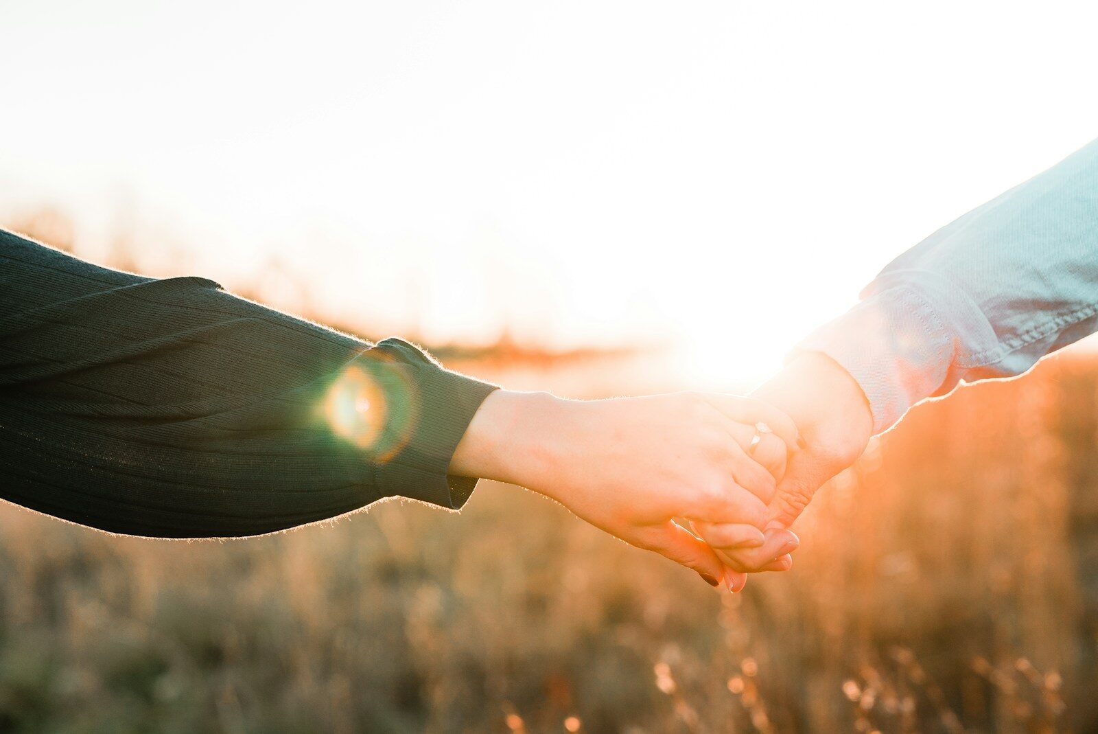 How to Maintain a Healthy and Functional Romantic Relationship